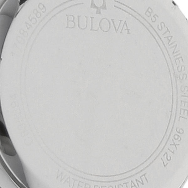 Reloj Bulova para dama en acero inoxidable correa piel.