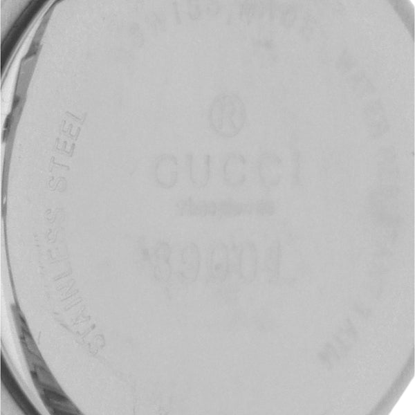 Reloj Gucci para dama en acero inoxidable.