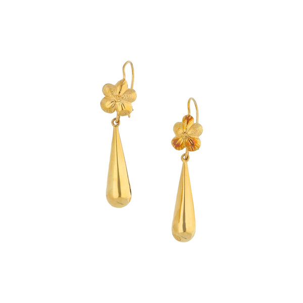 Aretes laminados con colgantes en oro amarillo 18 kilates.