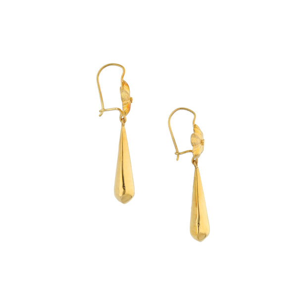 Aretes laminados con colgantes en oro amarillo 18 kilates.