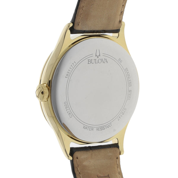 Reloj Bulova para caballero en acero chapa correa piel.