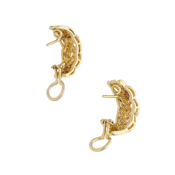 Aretes calados con diamantes en oro amarillo 14 kilates.