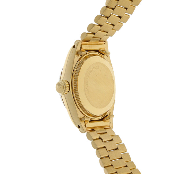 Reloj Rolex para dama modelo Oyster Perpetual DateJust en oro amarillo 18 kilates.