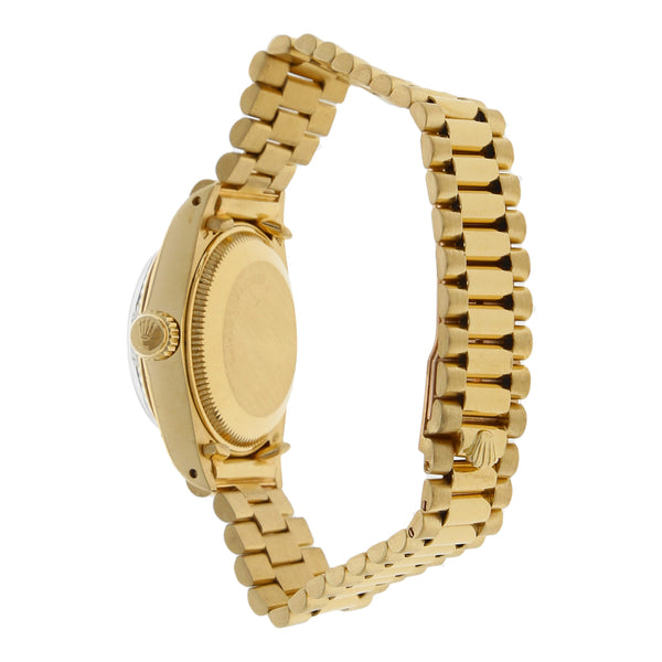 Reloj Rolex para dama modelo Oyster Perpetual DateJust en oro amarillo 18 kilates.