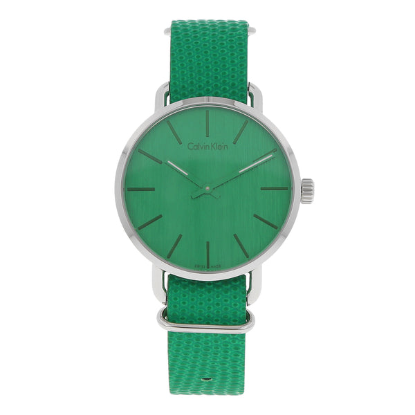 Reloj Calvin Klein para caballero en acero inoxidable correa plástico.