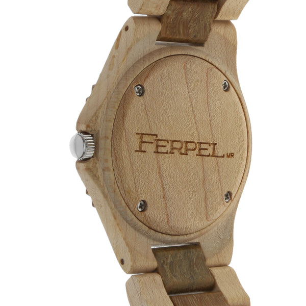 Reloj Ferpel para caballero en madera.