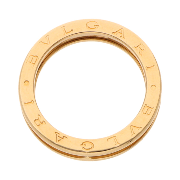 Argolla diseño especial firma Bvlgari en oro amarillo 18 kilates.