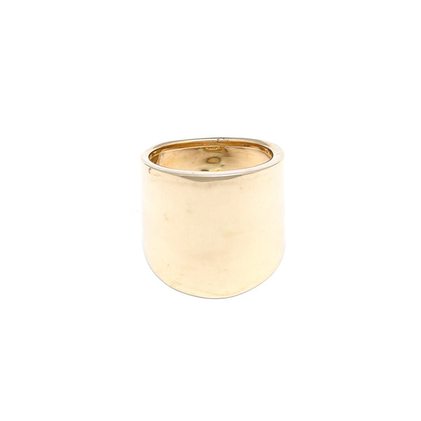 Anillo liso en oro amarillo 14 kilates.