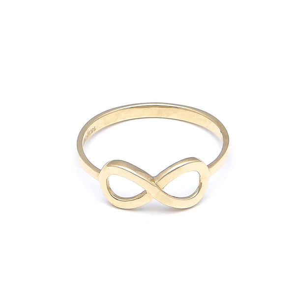 Anillo calado motivo infinito en oro amarillo 14 kilates.