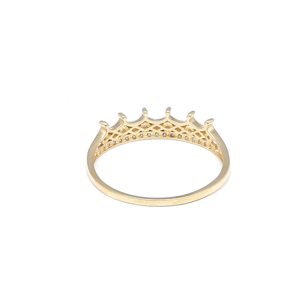 Anillo calado motivo corona con circonias en oro amarillo 14 kilates.