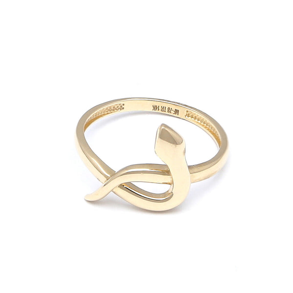 Anillo liso motivo serpiente en oro amarillo 14 kilates.