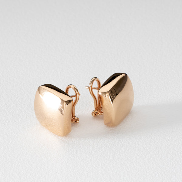 Aretes cuadrados huecos en oro rosa 14 kilates.