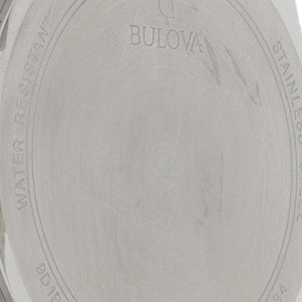 Reloj Bulova para dama en acero inoxidable.