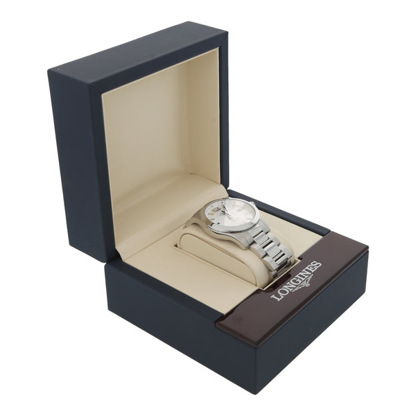 Reloj Longines para caballero modelo Conquest.