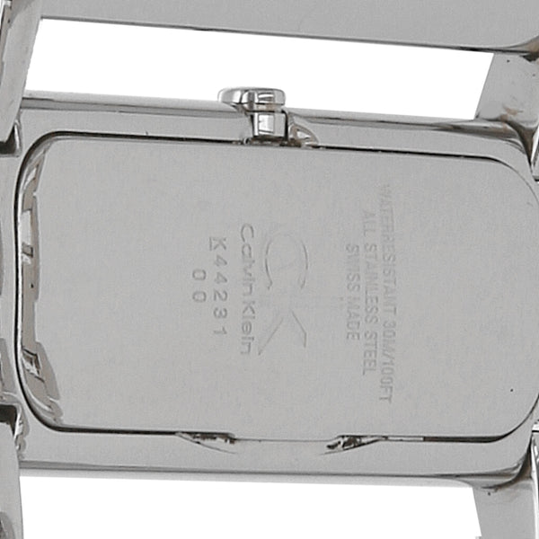 Reloj Calvin Klein para dama en acero inoxidable.