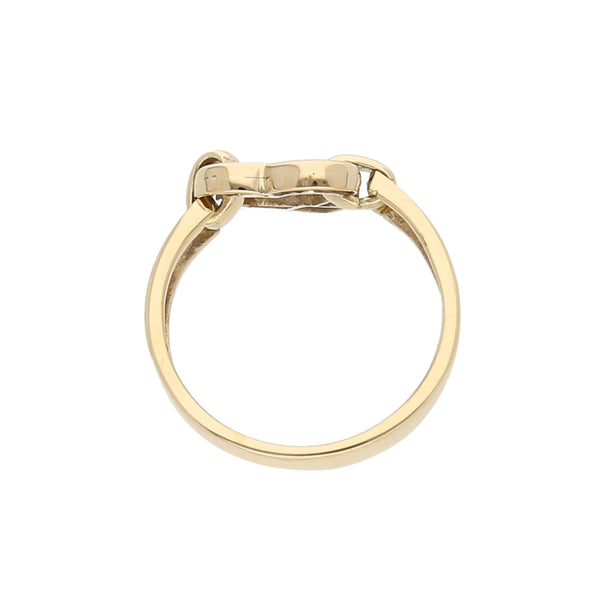 Anillo calado motivo corazón con diamante en oro amarillo 14 kilates.