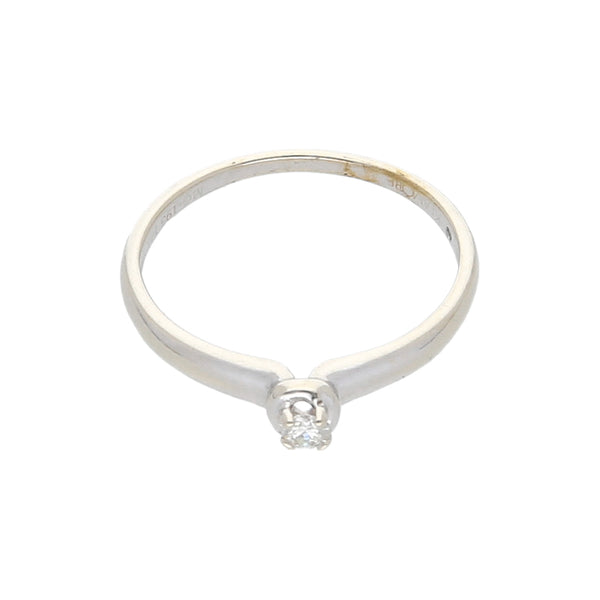 Anillo solitario con diamante en oro blanco 14 kilates.