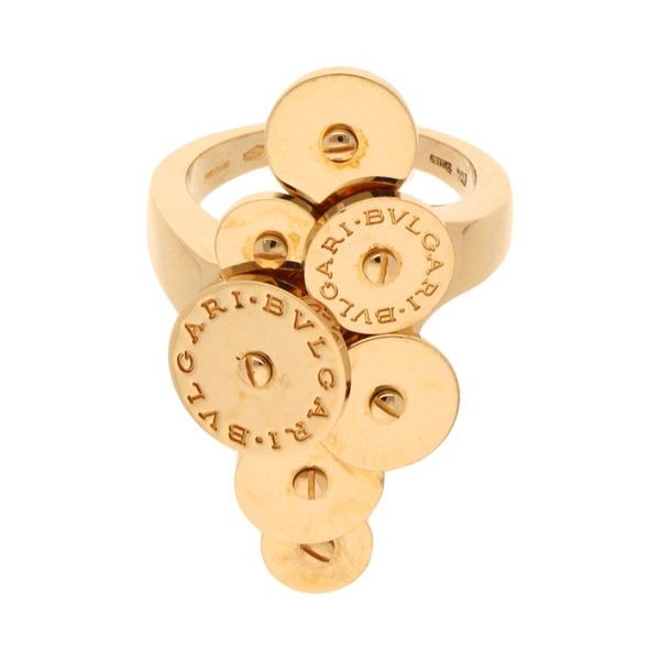 Anillo giratorio firma Bvlgari en oro amarillo 18 kilates.