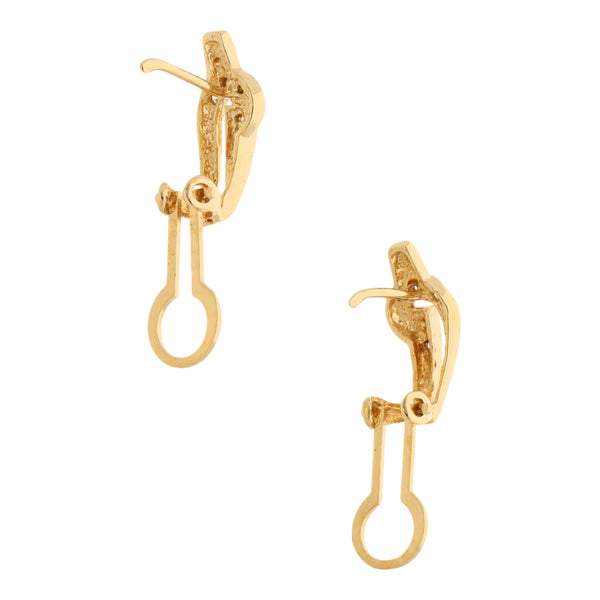 Aretes calados con circonias en oro amarillo 14 kilates.