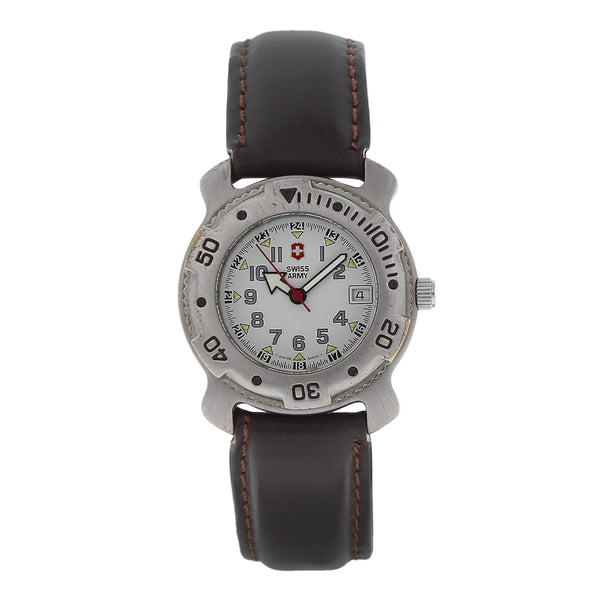 Reloj Swiss Army para dama en acero inoxidable correa piel.