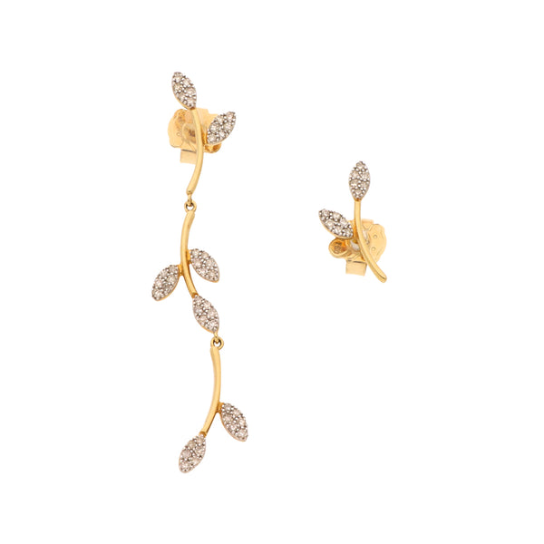 Broqueles diseño especial con diamantes firma Tous en oro amarillo 18 kilates.