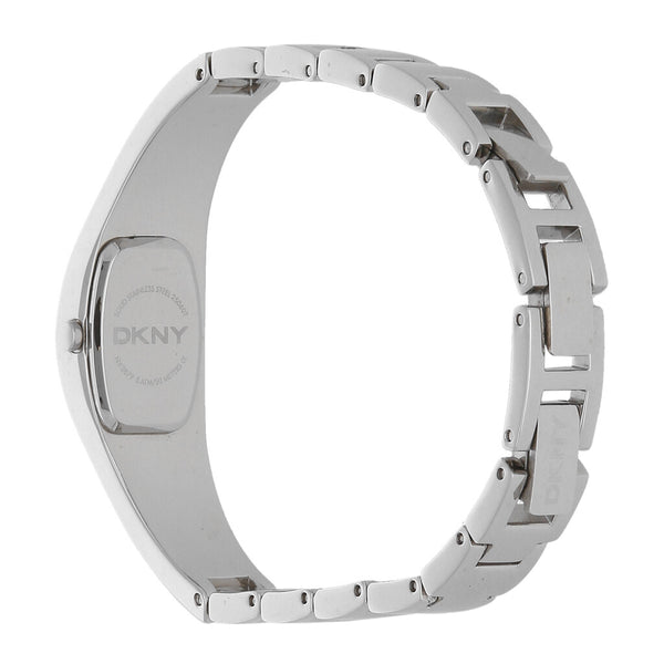 Reloj DKNY para dama en acero inoxidable.