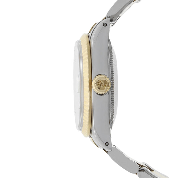 Reloj Rolex para dama modelo Oyster Perpetual DateJust vistas en oro amarillo 18 kilates.