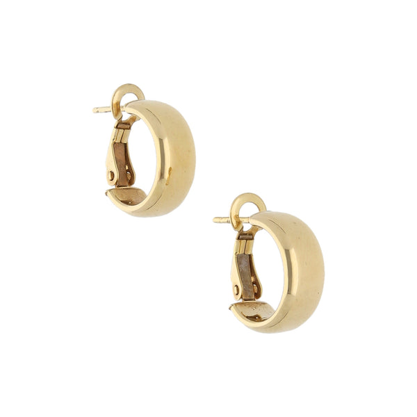 Aretes lisos en oro amarillo 14 kilates.