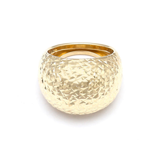 Anillo facetado en oro amarillo 14 kilates.