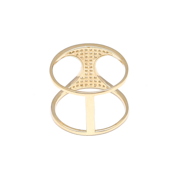 Anillo liso con circonias en oro amarillo 14 kilates.