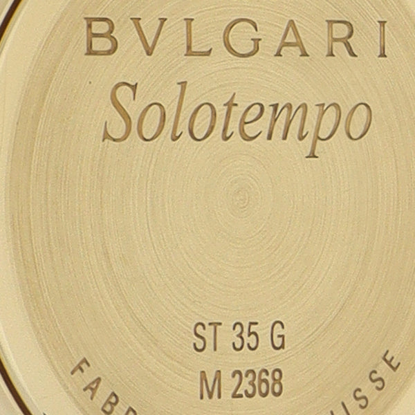 Reloj Bvlgari para caballero modelo Solotempo caja en oro amarillo 18 kilates.