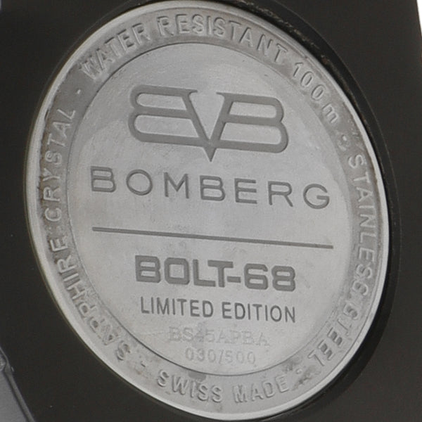 Reloj Bomberg para caballero modelo Bolt-68.