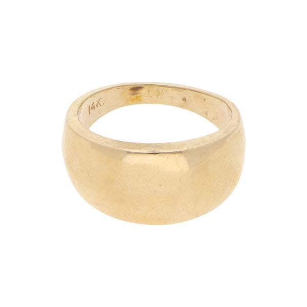 Anillo liso en oro amarillo 14 kilates.