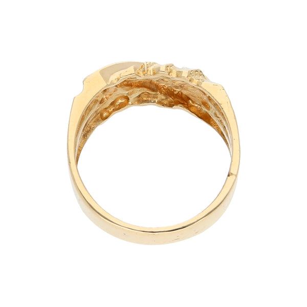 Anillo estilizado barroco en oro amarillo 14 kilates.