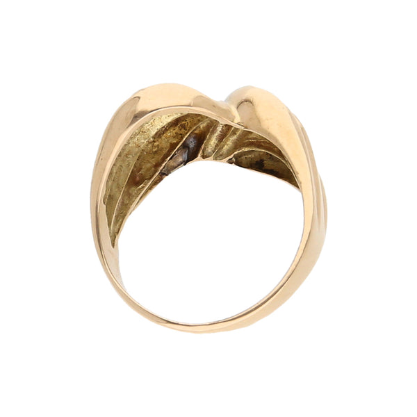 Anillo acanalado en oro amarillo 14 kilates.