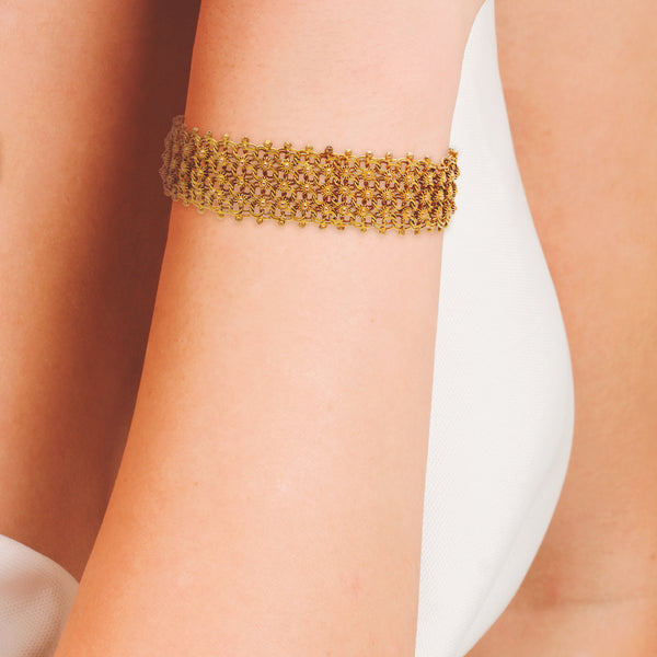 Pulsera eslabón encontrado doble en oro amarillo 8 kilates.