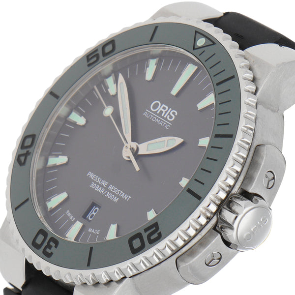 Reloj Oris para caballero modelo Aquis.