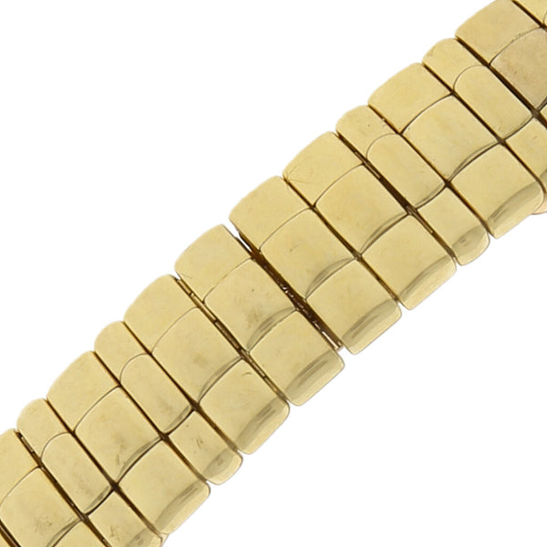 Reloj Piaget para dama modelo Tanagra en oro amarillo 18 kilates.