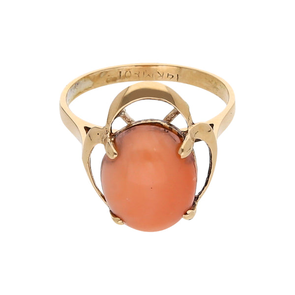 Anillo diseño especial con coral en oro amarillo 14 kilates.