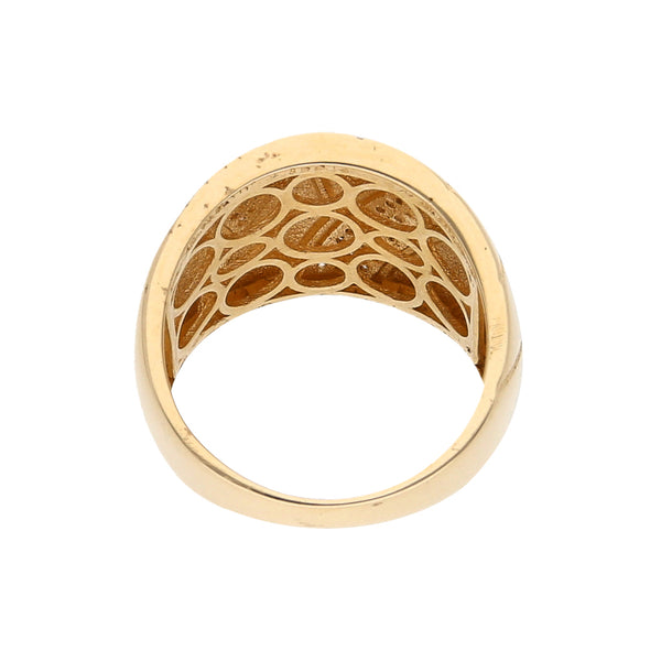 Anillo diseño especial con circonias en oro amarillo 14 kilates.