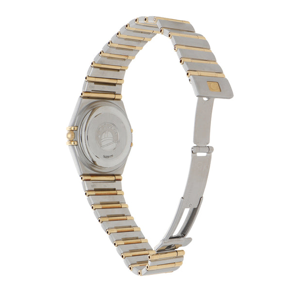 Reloj Omega para dama modelo Constellation vistas en oro amarillo 18 kilates.