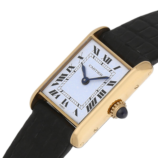 Reloj Cartier para dama modelo Tank Louis caja en oro amarillo 18 kilates.