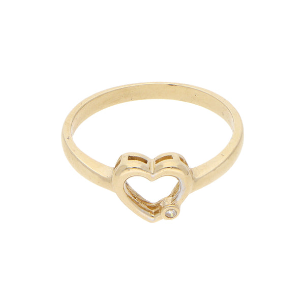 Anillo calado motivo corazón con circonia en oro amarillo 14 kilates.