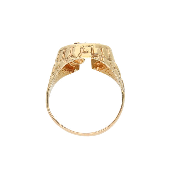 Anillo diseño especial motivo caballo con herradura y diamantes en oro amarillo 14 kilates.