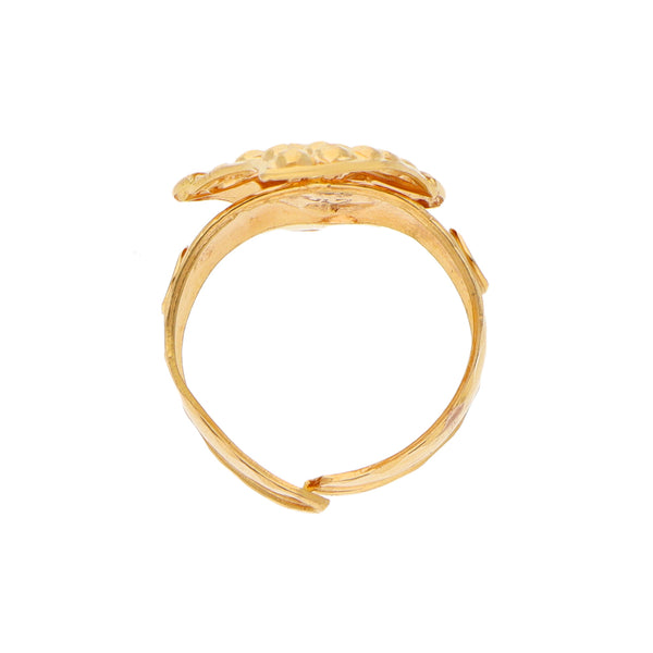 Anillo laminado abierto en oro amarillo 21 kilates.