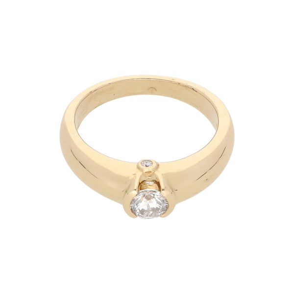 Anillo estilizado con diamantes en oro amarillo 14 kilates.