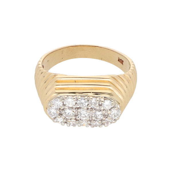 Anillo acanalado con diamantes en oro amarillo 14 kilates.