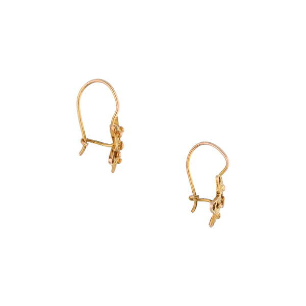 Aretes filigrana en oro amarillo 8 kilates.