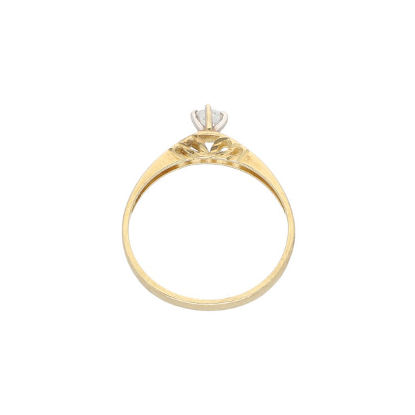 Anillo solitario con circonia en oro amarillo 14 kilates.