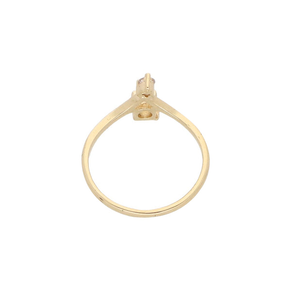 Anillo diseño especial con circonias en oro amarillo 14 kilates.